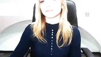 rosemaryhuge cheeky chick