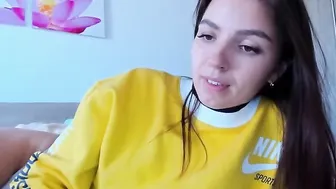 weird_bird Appetizing coquette rubs her vagina