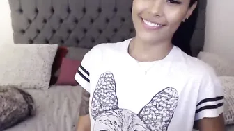andresycarol Young slut fucks phallus cunt
