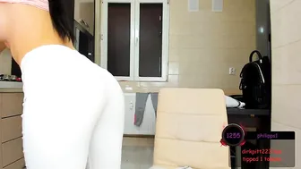 sophydiva Attractive slut fucks anus