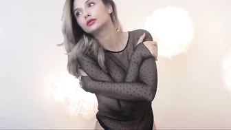 foxy_chloe Ass-ass female shaved with shaved slits