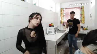 estudiomillenium Perfect black-haired slut fucks vagina