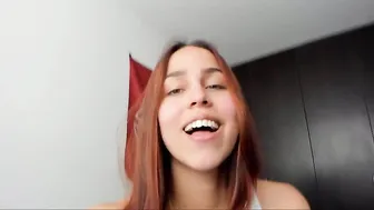 laura_cornett fucks her holes