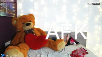 hot_wet_lilly Appetizing coquette rubs her vagina