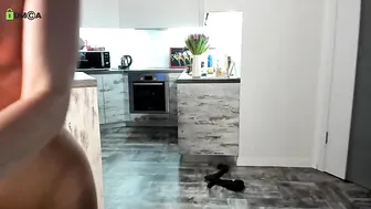 ashleybulgari Age babe teases beautiful tits