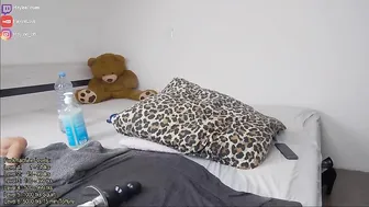 sexykinkycouple20 Busty brunette chats in free chat