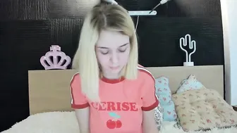 sweetcobra Appetizing pussy posing in some stockings