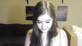tittydreamm Adorable bitch riding a dildo