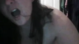 slutabuser16 Hot babe masturbates shaved cunt