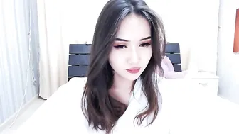 aishasei Babe in stockings fucks both holes
