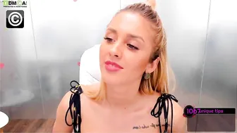 anyarayne Crazy babes and erotic undress