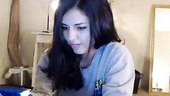gracey_bunny Slim bitch jerks off with sex toys