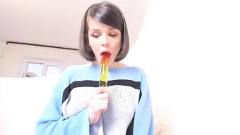 tequilalala Wonderful bitch hammering both holes