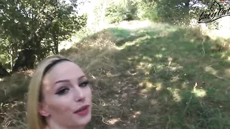 Lucy Cat beauty sensually satisfies her pussy