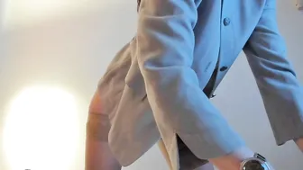 natalie_shakgough Gorgeous blonde gently masturbates cunt