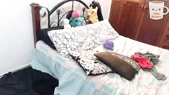 coffeeblackmore Sexy chick fingering pussy