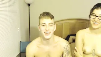 cutejerseyboy Blonde chick masturbates pussy