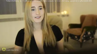 laila_lorenn2 Cute slut strips and jerks off