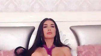 AllisonDesire Naughty slut Fucks Pussy