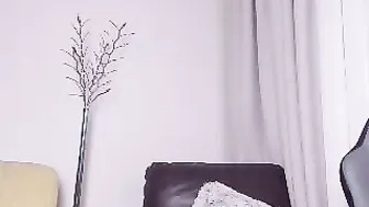 KayeXXX Ardent hottie gets a huge booty