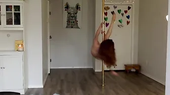 emmacado Gorgeous blonde with a beautiful figure erotically dancing naked