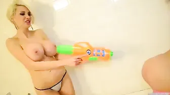 Amy Anderssen &  Bella French Naughty  girl  fingering vagina in the shower