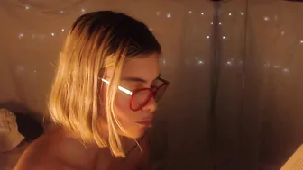 lucia4you19 Young female fingering hairy cunt