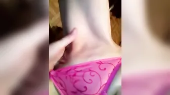 queensy_sins_x Mature slut shines juicy booty