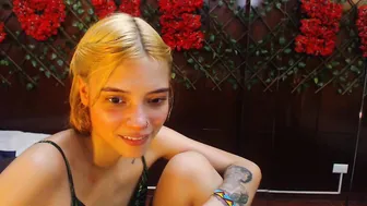 lucia4you19 depraved gymnast