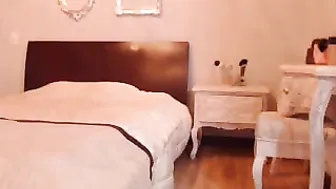 Nicolehitman Big ass bitch shows off charm