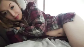 Miss_Lilly_Lynn Seductive blonde fucks sex toys