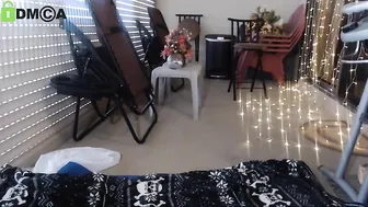 whaaaaaaaat Busty babe emotionally masturbates