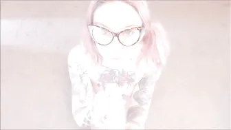 snowxwhite_no twirling pussies and tits