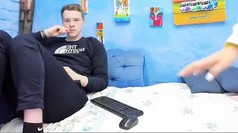 urnaughtyfoxes flirt4free