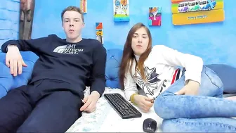 urnaughtyfoxes flirt4free