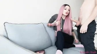 porno Spicy pulls pussy