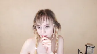 petiteheather Crazy doll dolls fingering