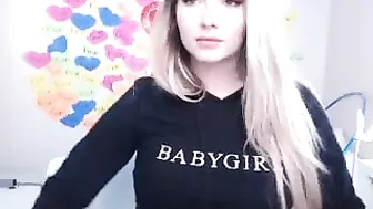 harli_lotts Incendiary woman exposes big boobs