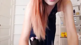 babeariel Cute harlot masturbating pussy