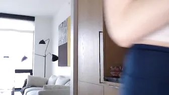 alexis Lonely bitch delivers visual delight