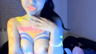 diep_4years Hot brunette girl passionately jerks off her cunt