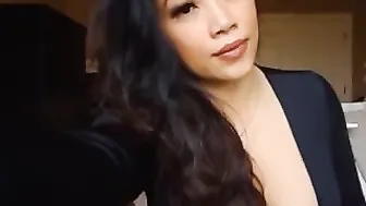 jade_lee pounding her pussy