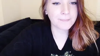 ivysrevenge Donetsk Star Masturbates Pussy