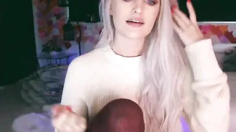 alicexmaia Vicious priestess shows large forms.
