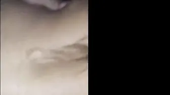 TigerLillie69 Attractive lady relish fucks vagina with a sex toy