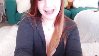 ivysrevenge The chick measures beautiful outfits.