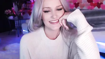 alicexmaia cumming heavily before webcam