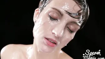 Marie Busty doll fucks cunt with dildo