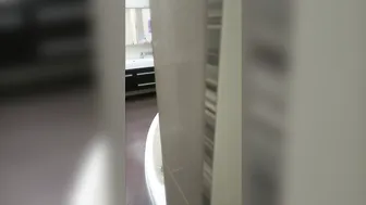 Happy_Yulia huge pussy pissing