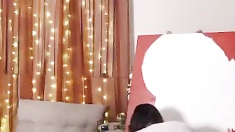 robyn___ juicy harlot masturbating vagina